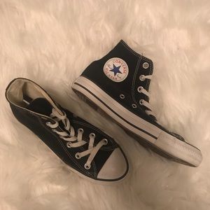 Black high top converse